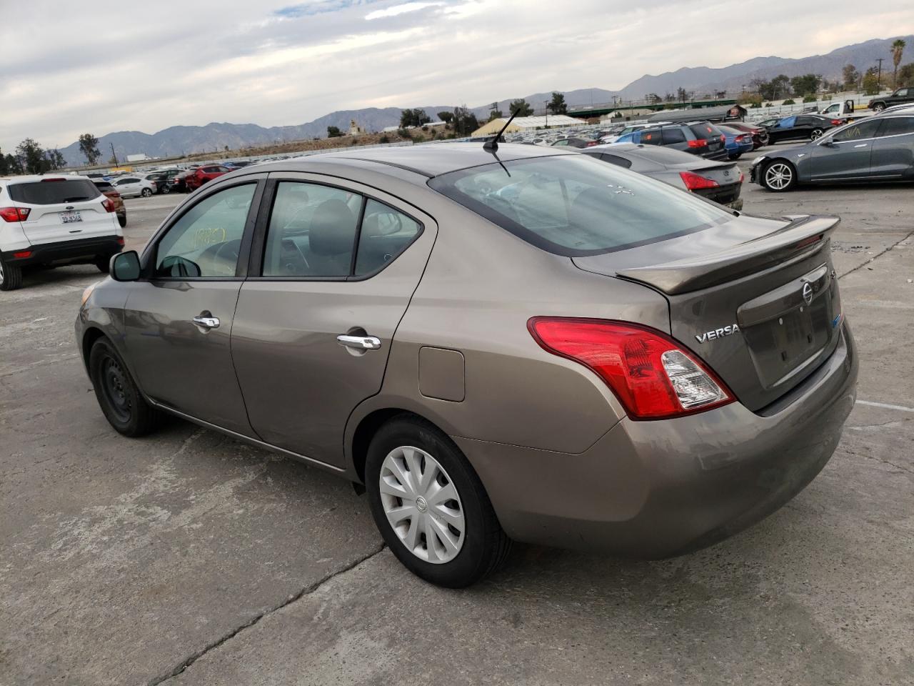2013 NISSAN VERSA