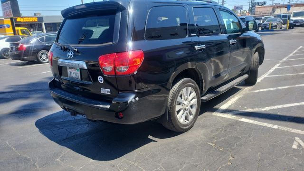2010 TOYOTA Sequoia