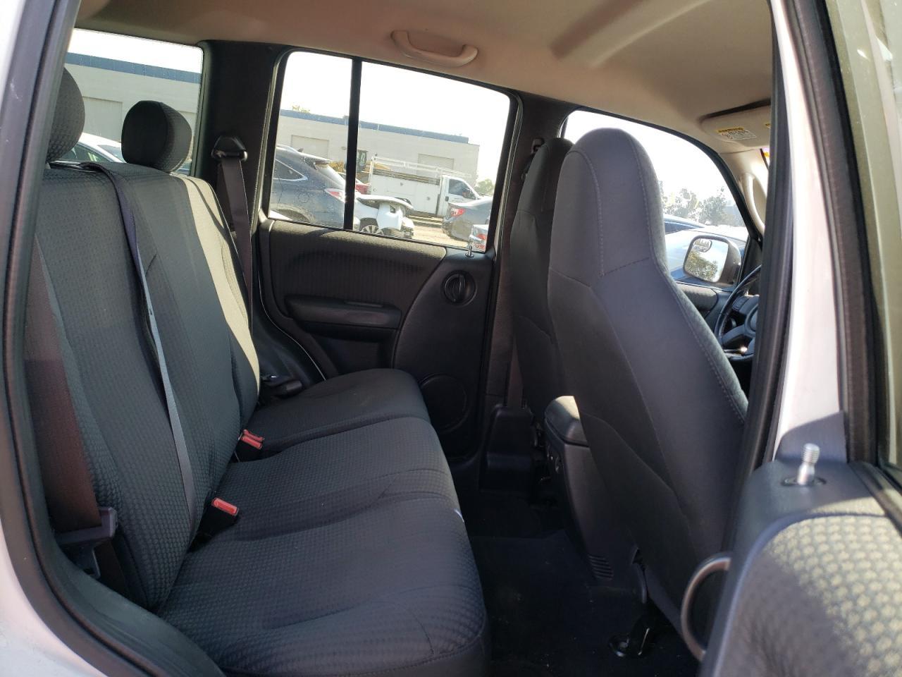 2002 JEEP Liberty