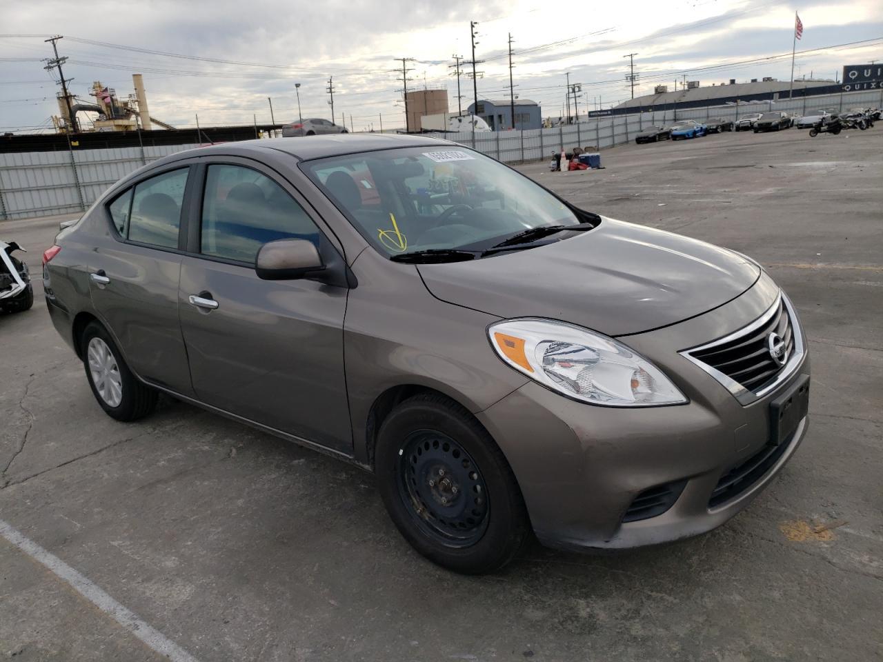 2013 NISSAN VERSA