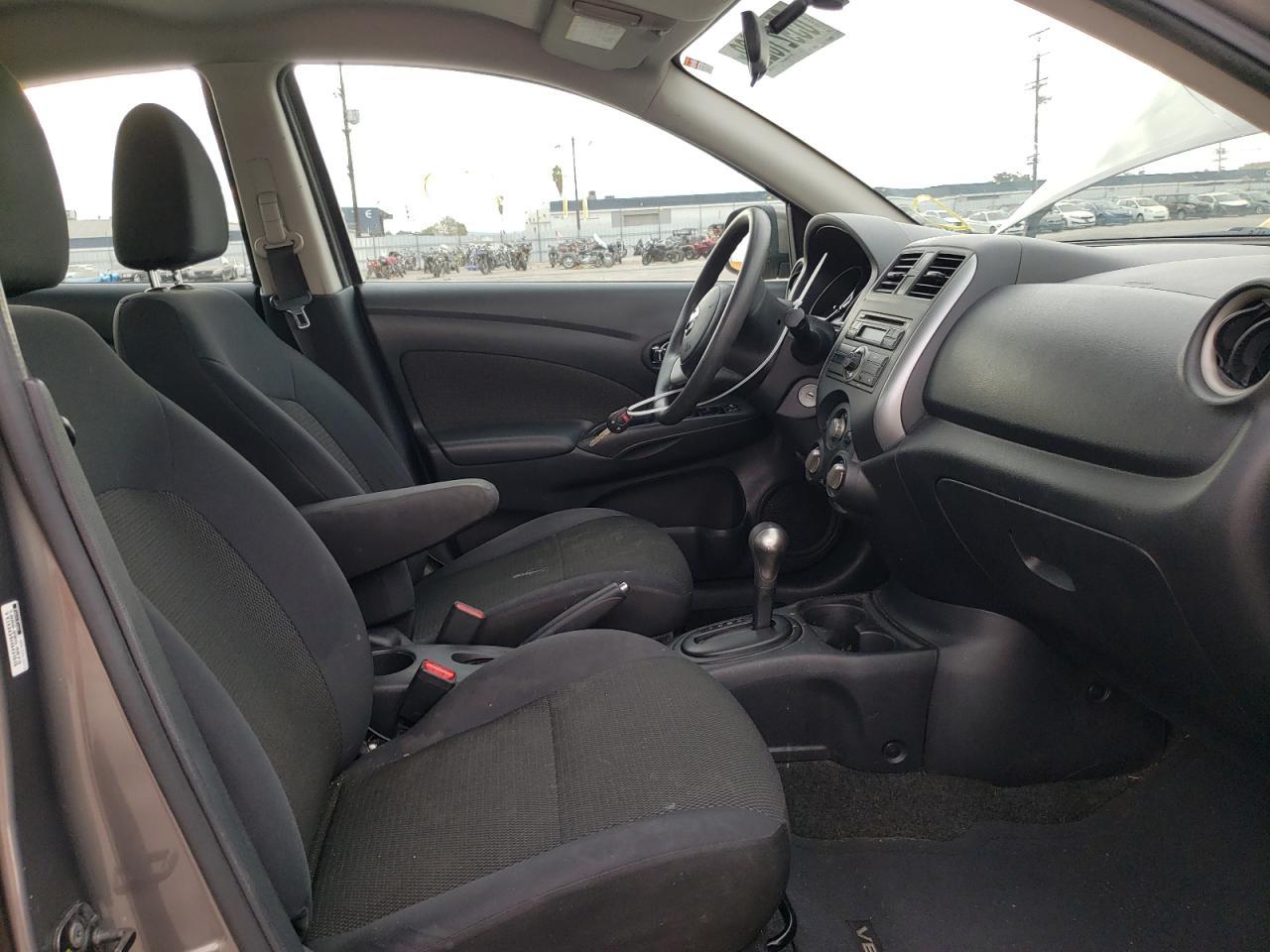 2013 NISSAN VERSA