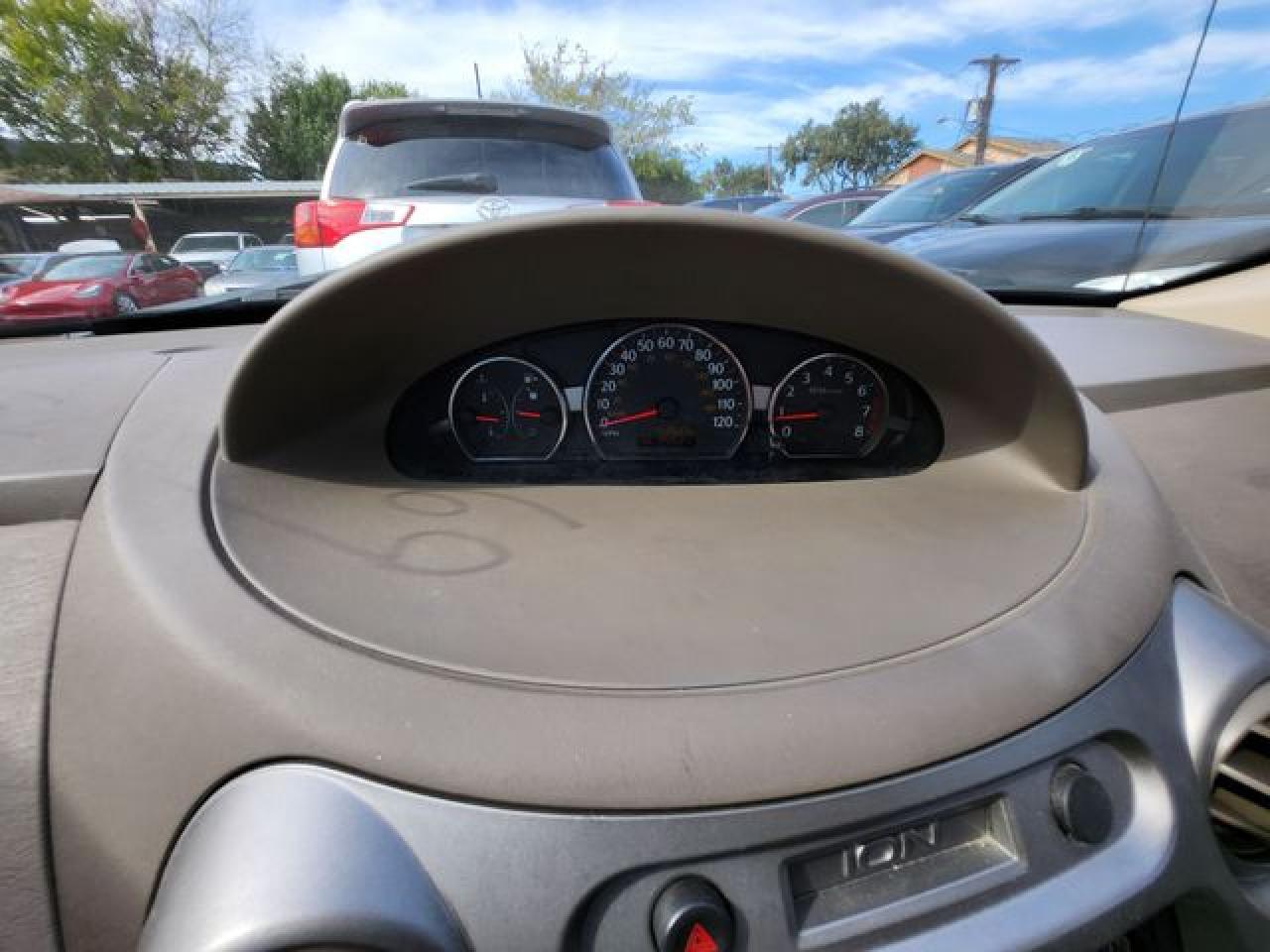 2005 SATURN Ion