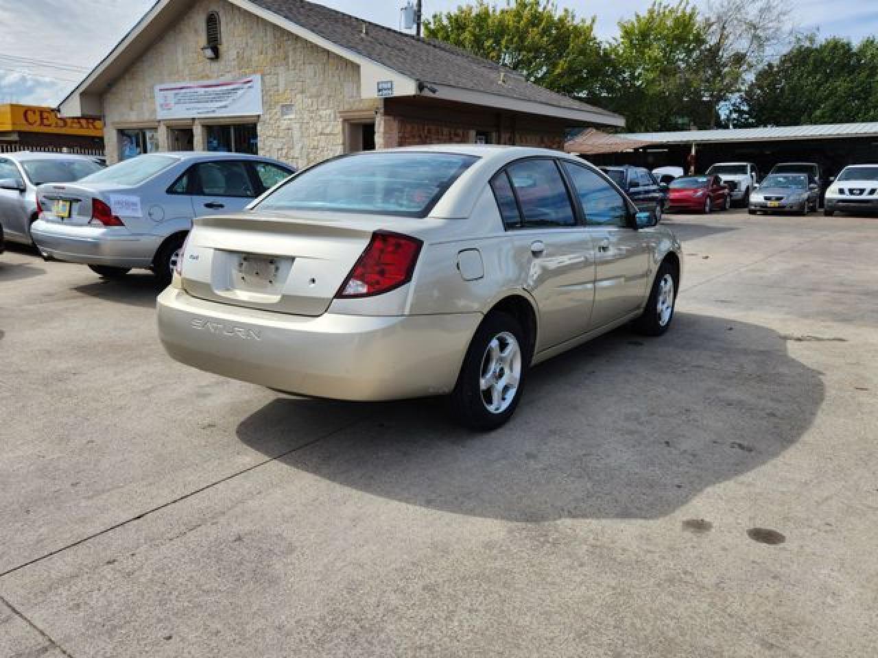 2005 SATURN Ion
