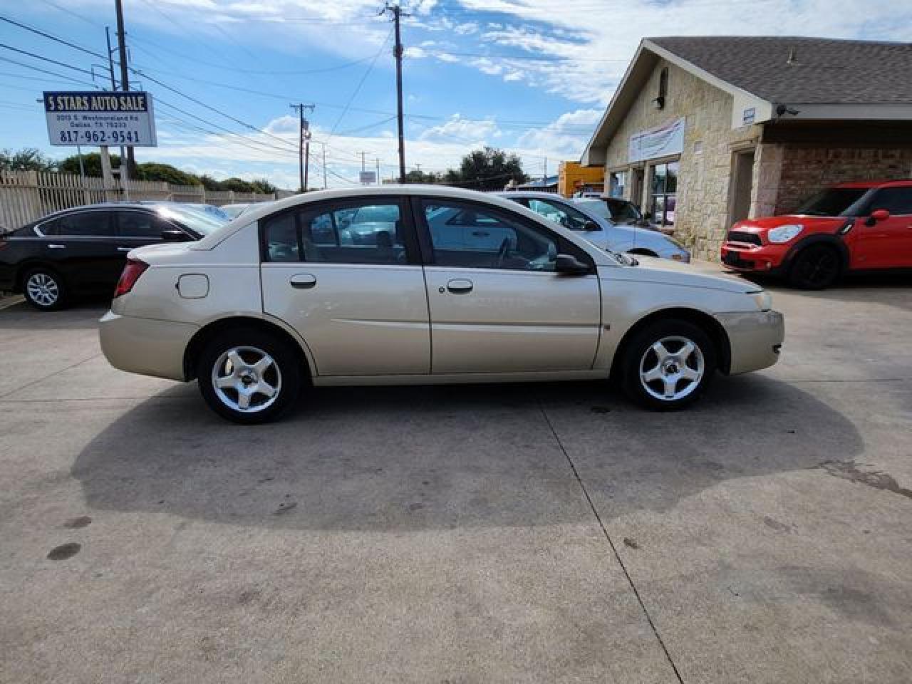 2005 SATURN Ion