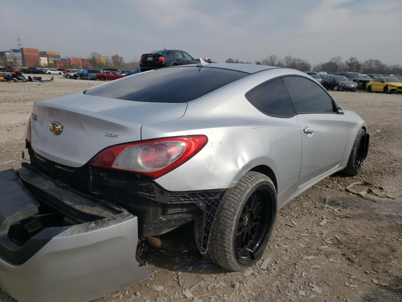 2010 HYUNDAI GENESIS
