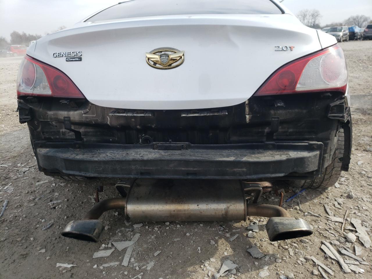 2010 HYUNDAI GENESIS