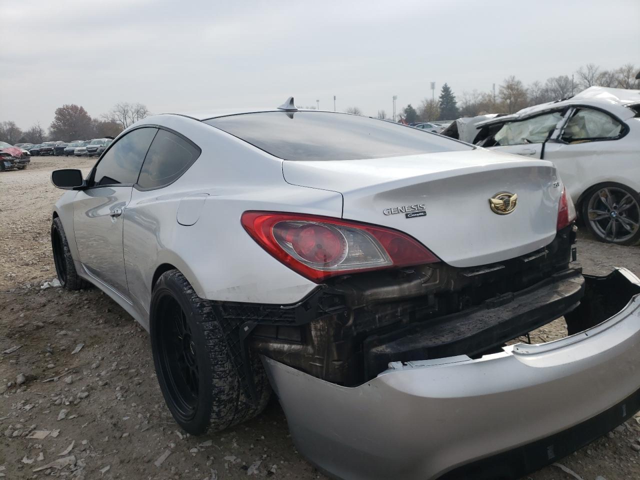 2010 HYUNDAI GENESIS