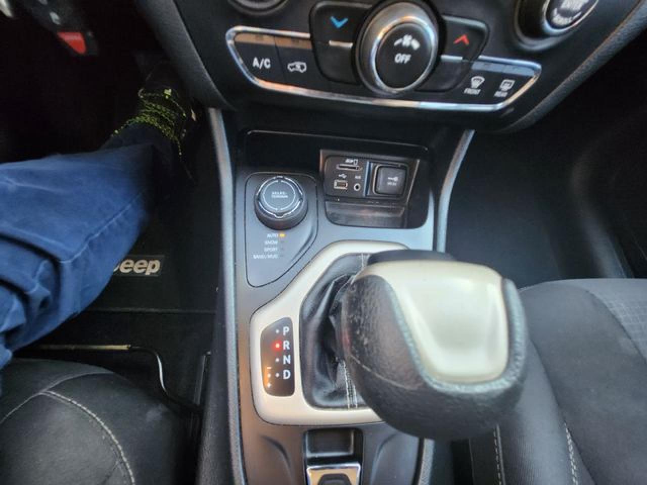 2016 JEEP CHEROKEE