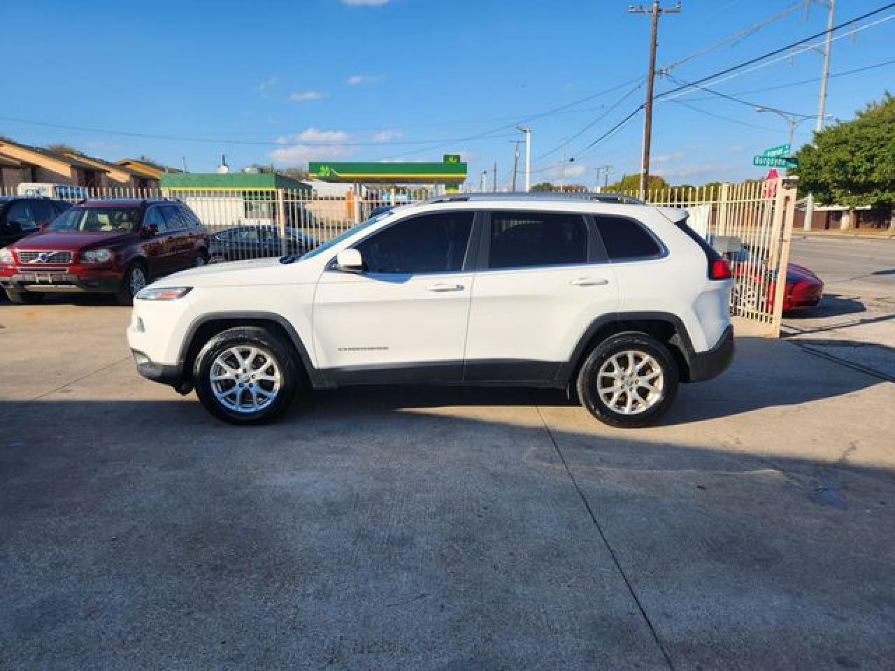 2016 JEEP CHEROKEE