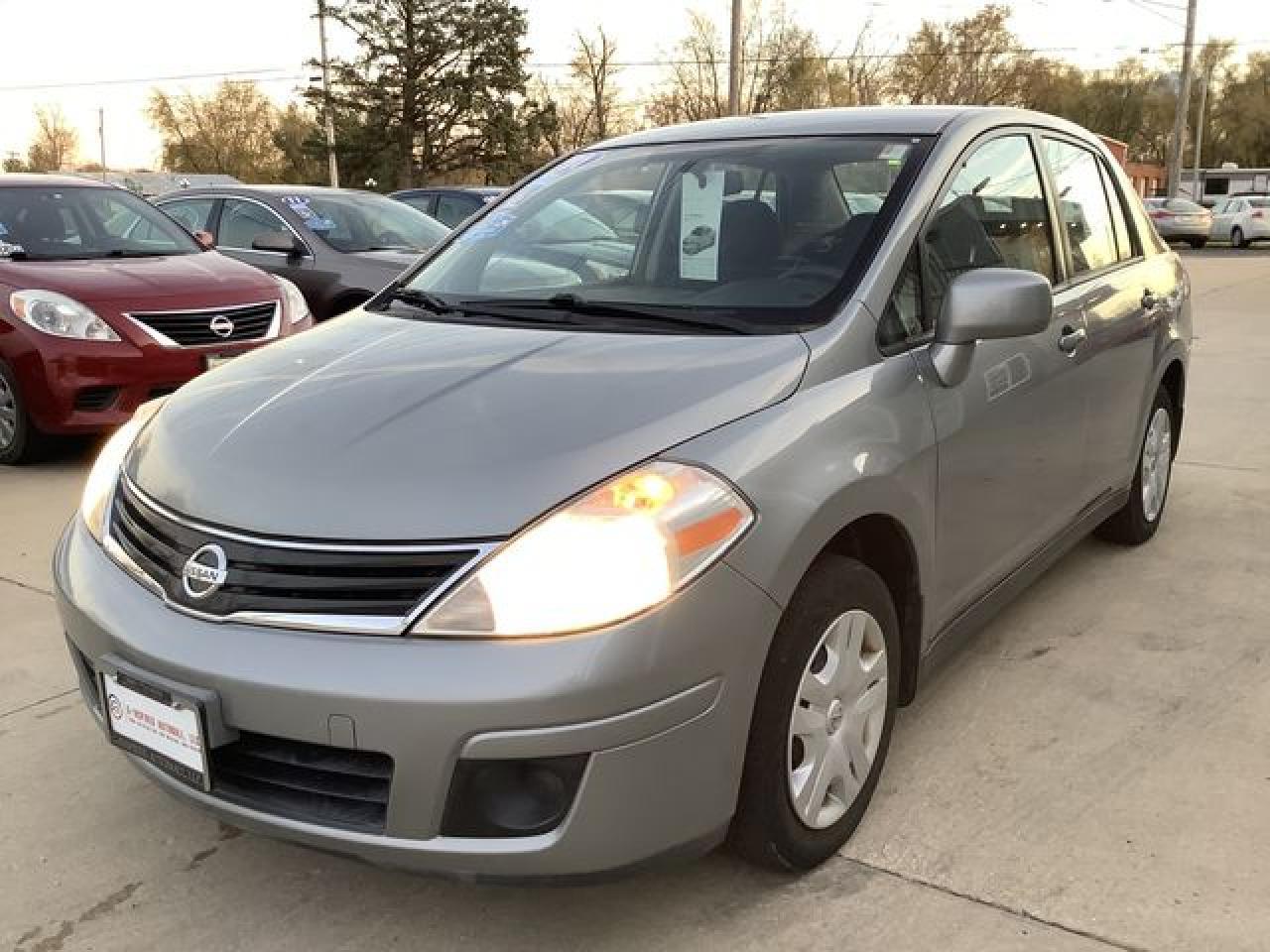 2011 NISSAN VERSA