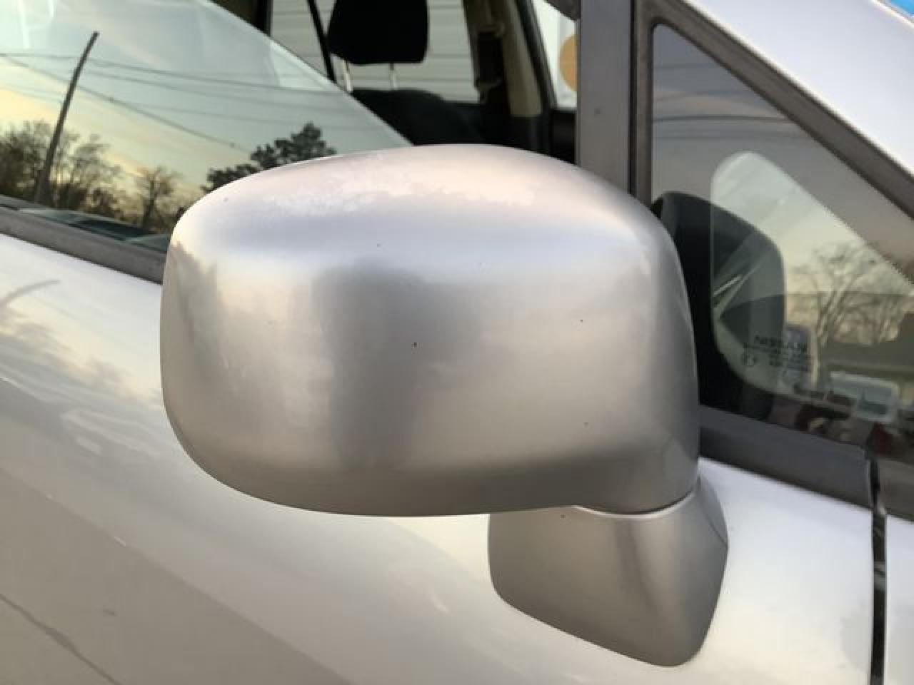 2011 NISSAN VERSA