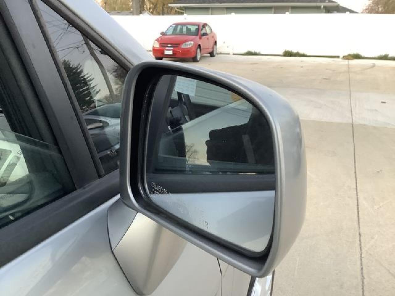 2011 NISSAN VERSA