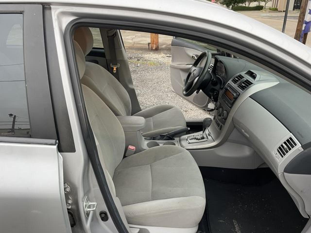2012 TOYOTA COROLLA