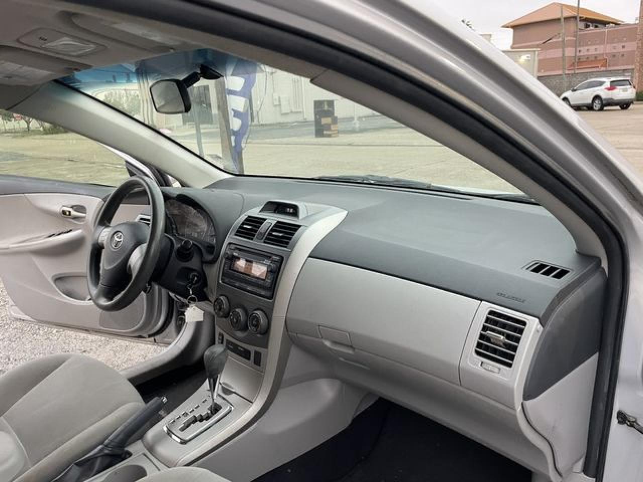 2012 TOYOTA COROLLA