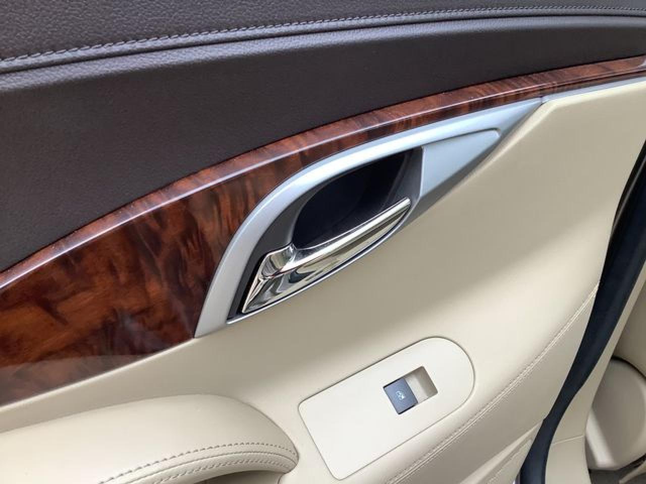 2010 BUICK LACROSSE