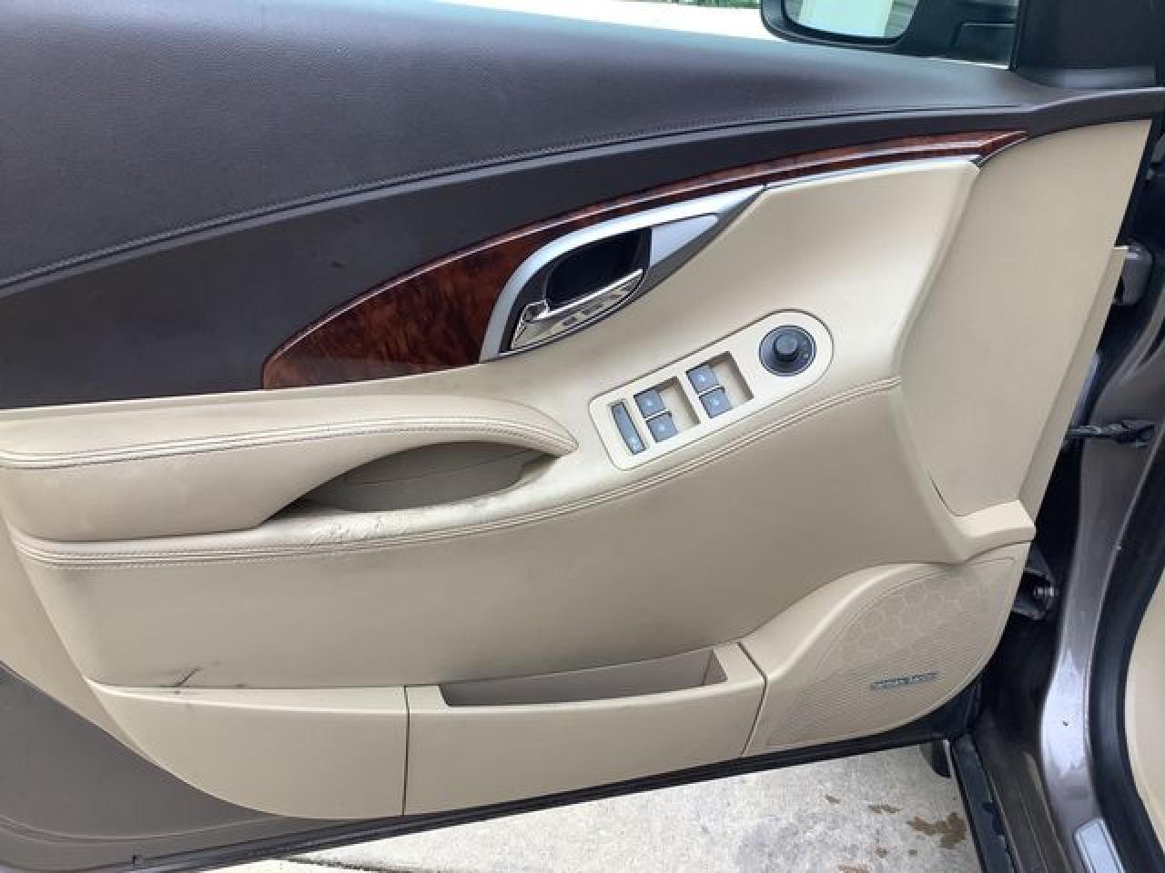 2010 BUICK LACROSSE