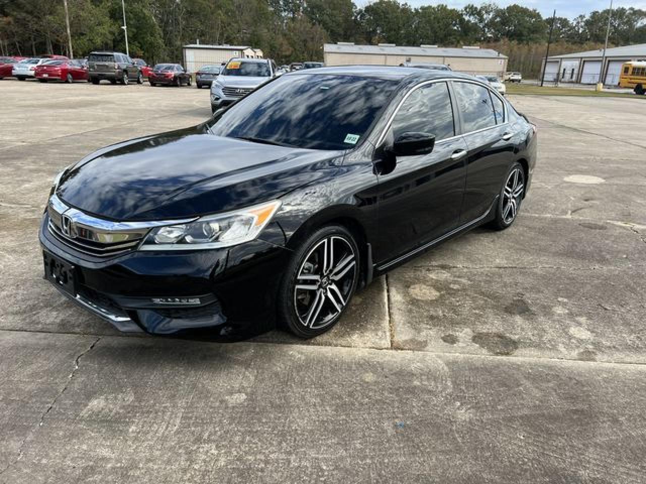 2017 HONDA ACCORD