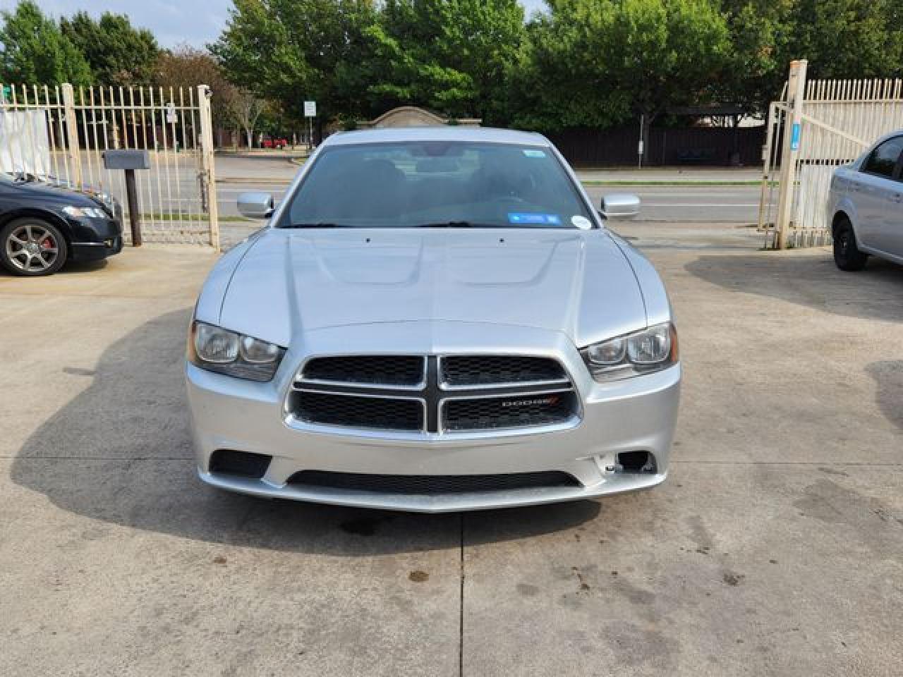 2012 DODGE CHARGER