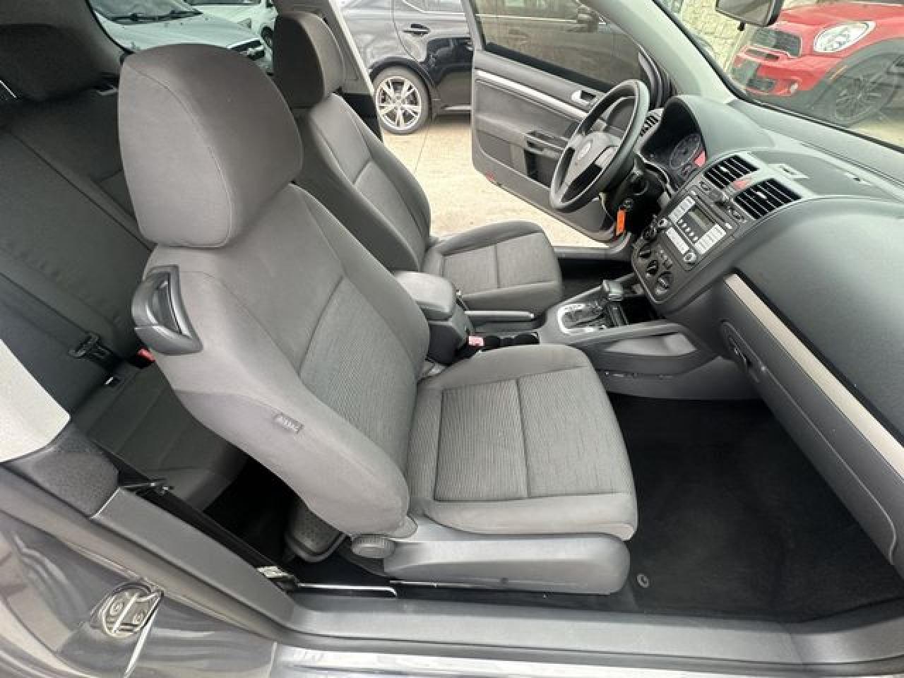 2009 VOLKSWAGEN RABBIT