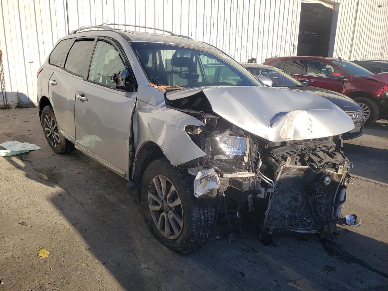2015 NISSAN PATHFINDER