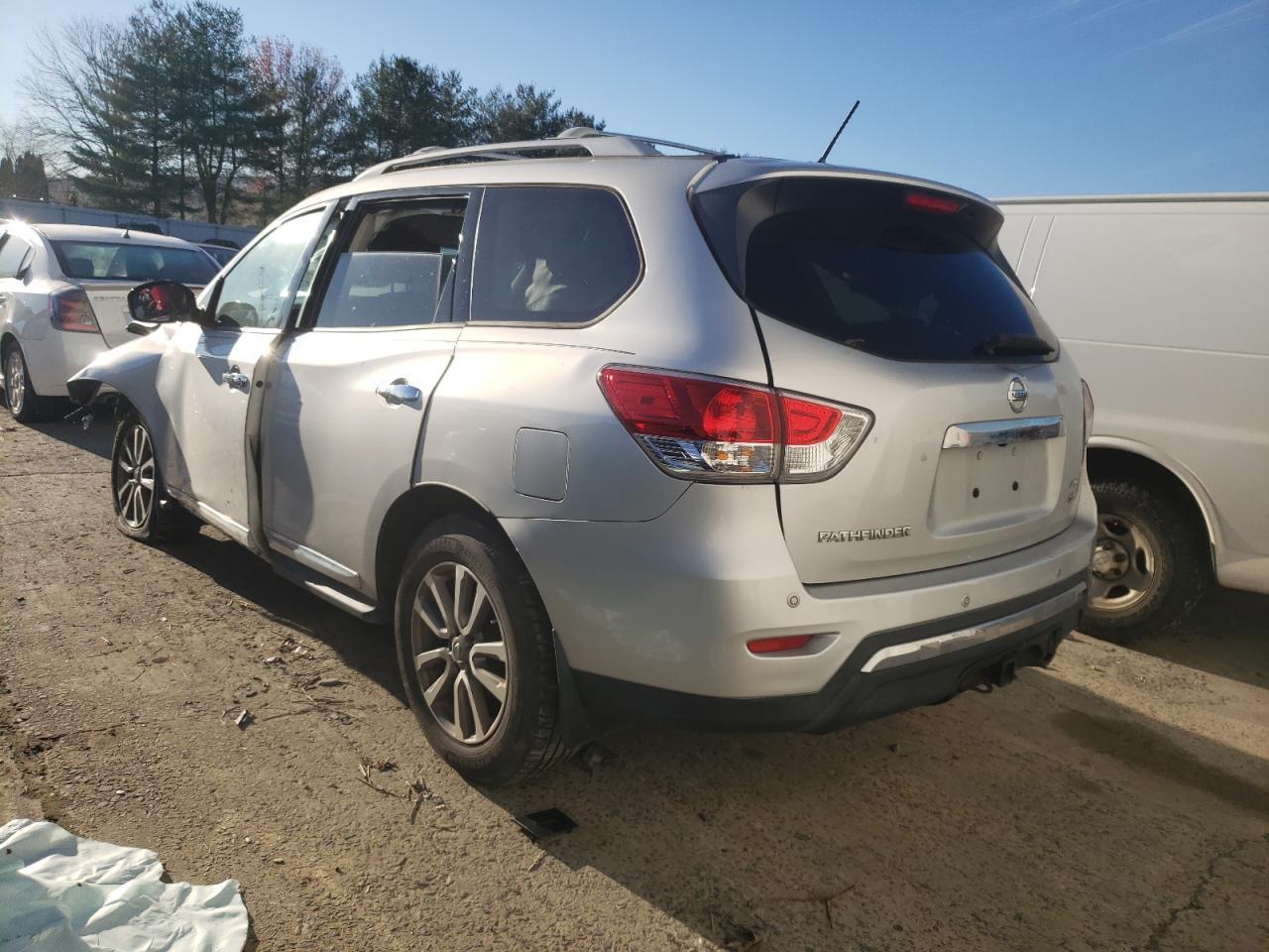 2015 NISSAN PATHFINDER