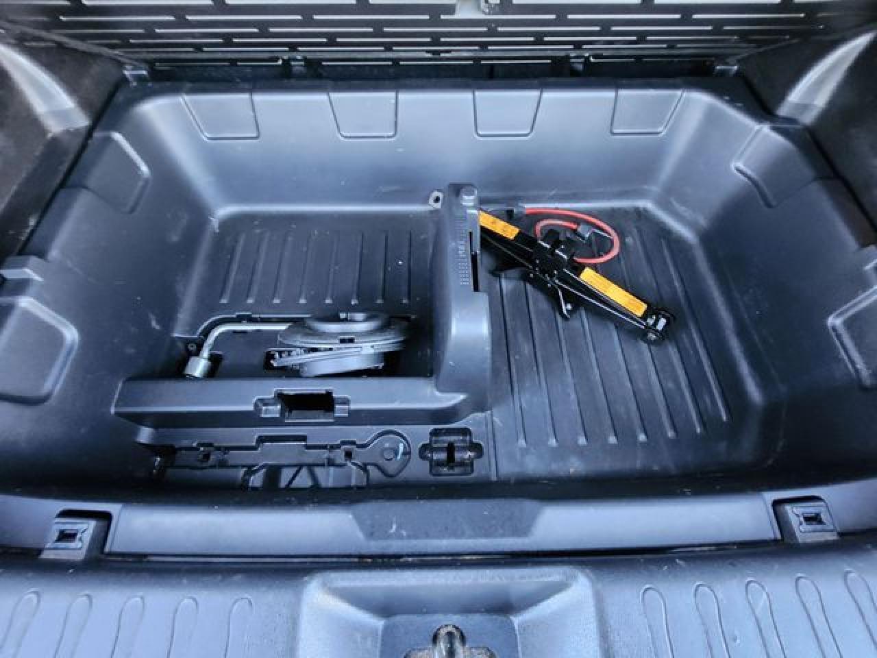 2013 NISSAN Juke