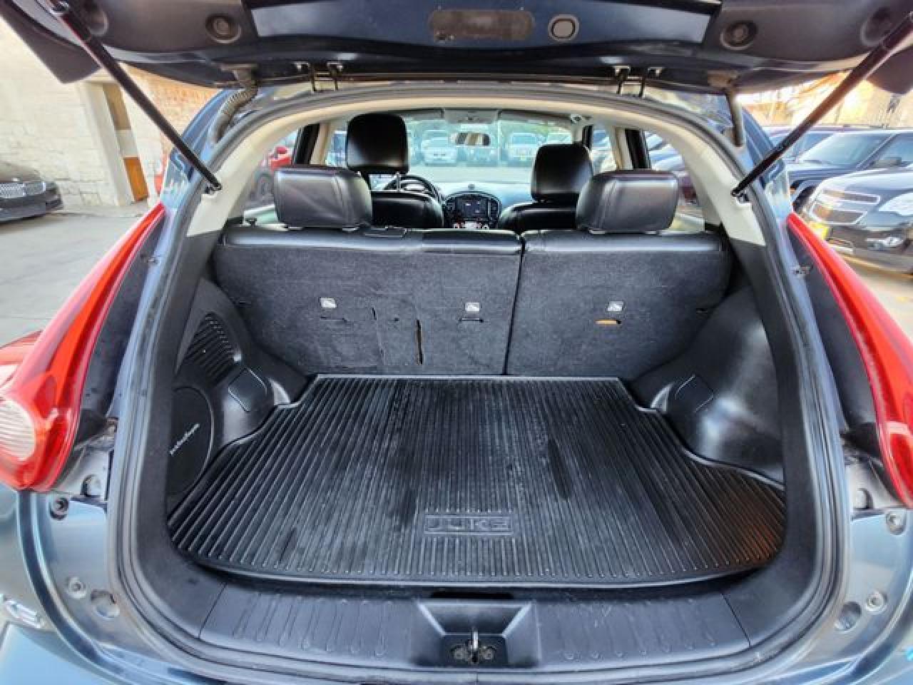 2013 NISSAN Juke