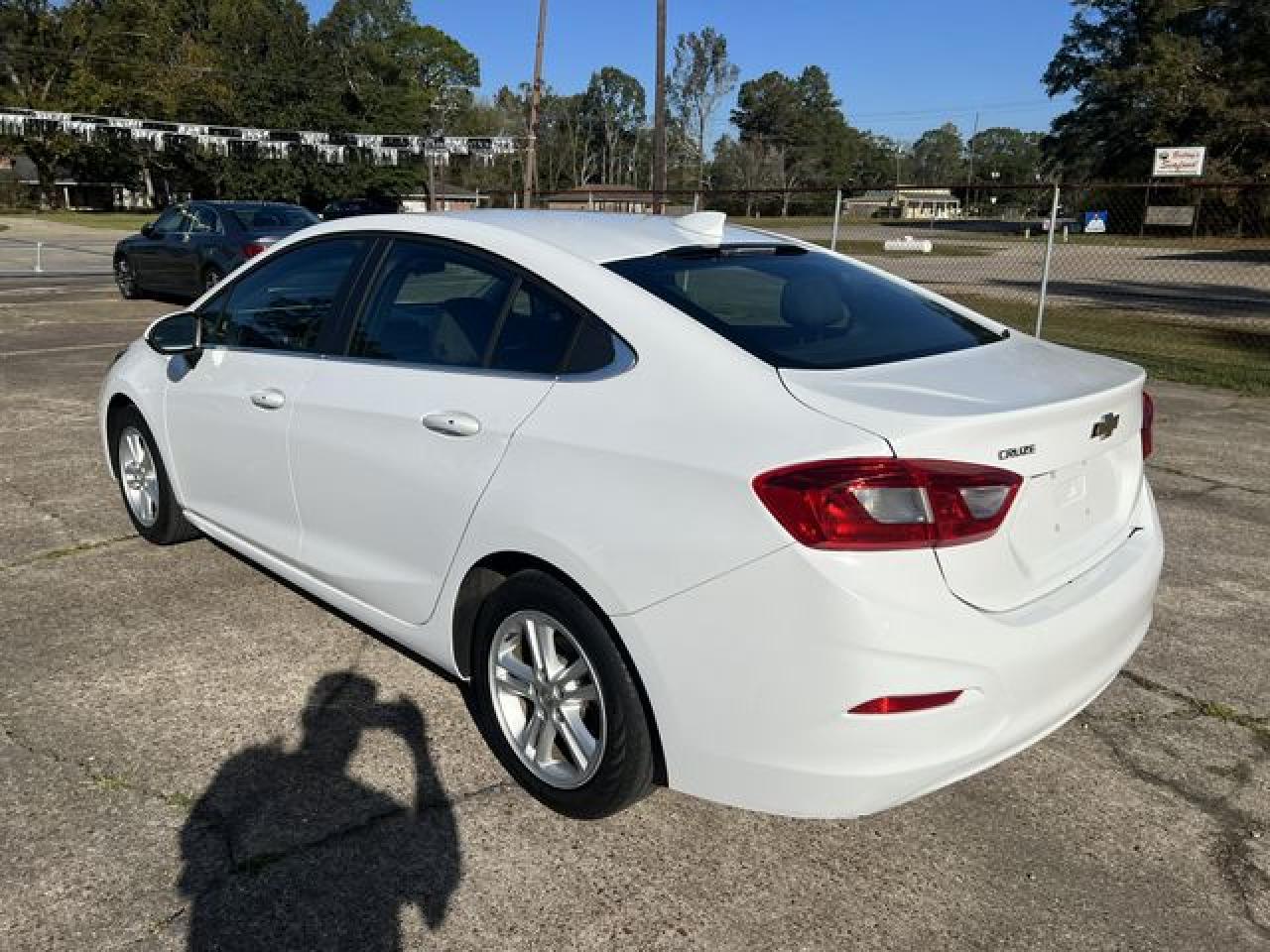 2017 CHEVROLET CRUZE