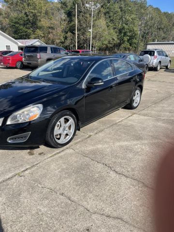 2012 VOLVO S60