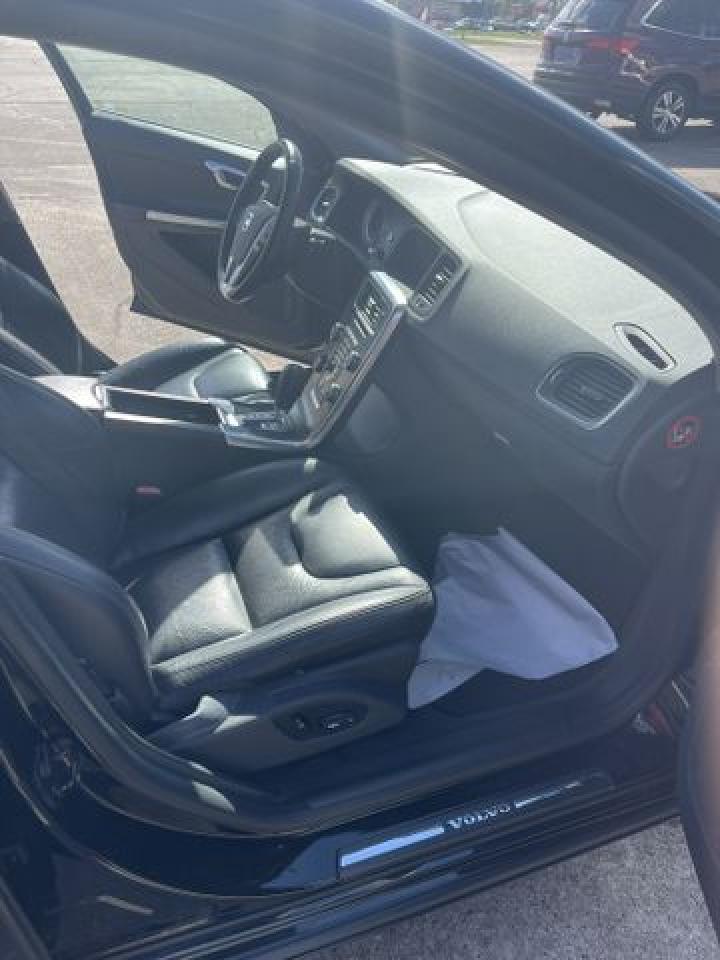 2012 VOLVO S60