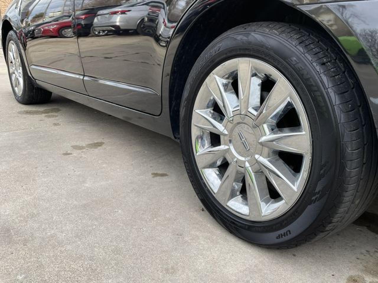 2010 LINCOLN MKZ