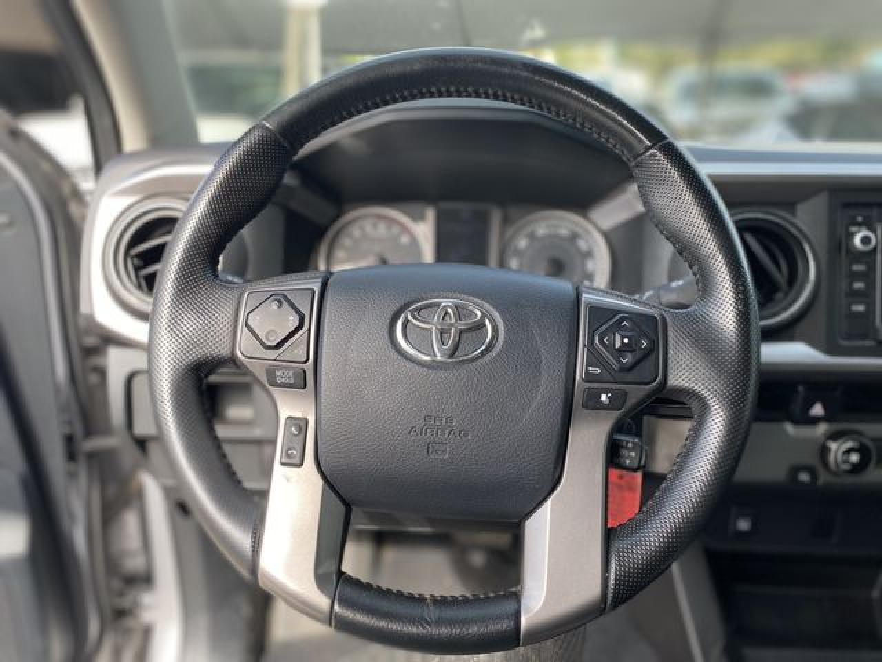 2016 TOYOTA TACOMA