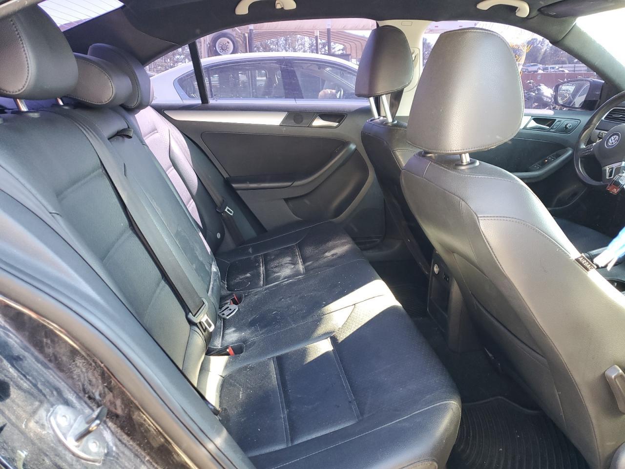2013 VOLKSWAGEN JETTA