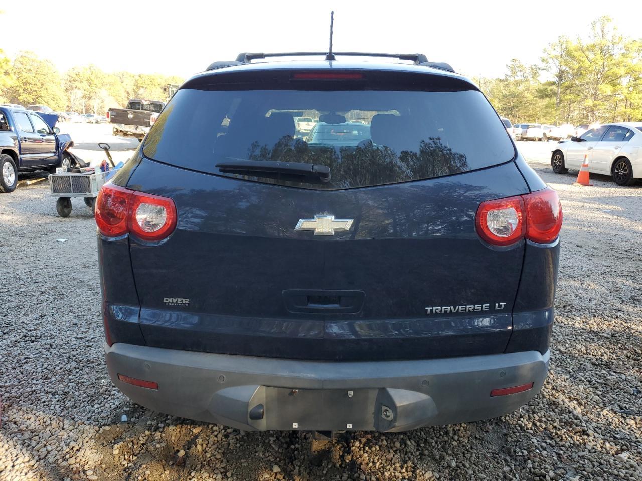 2011 CHEVROLET TRAVERSE