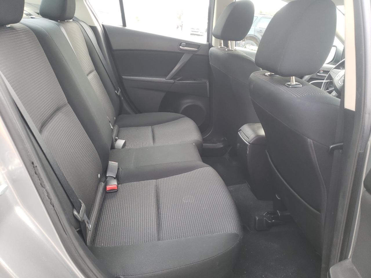 2013 MAZDA 3