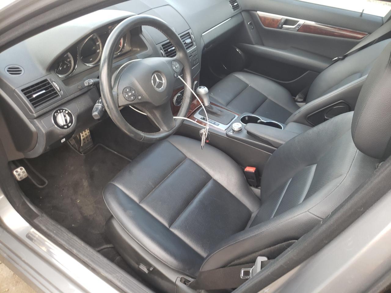 2010 MERCEDES-BENZ C-CLASS