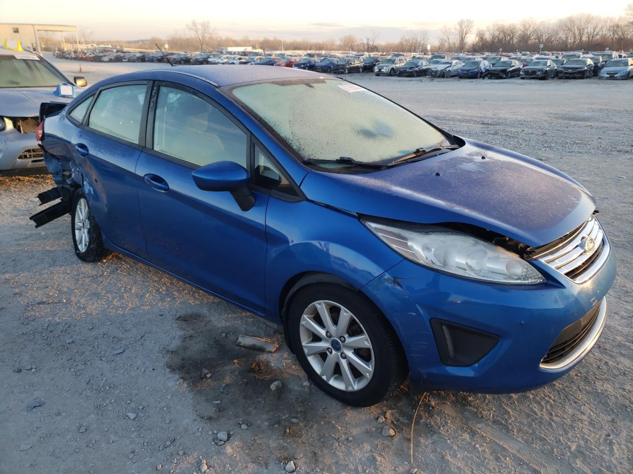 2011 FORD Fiesta