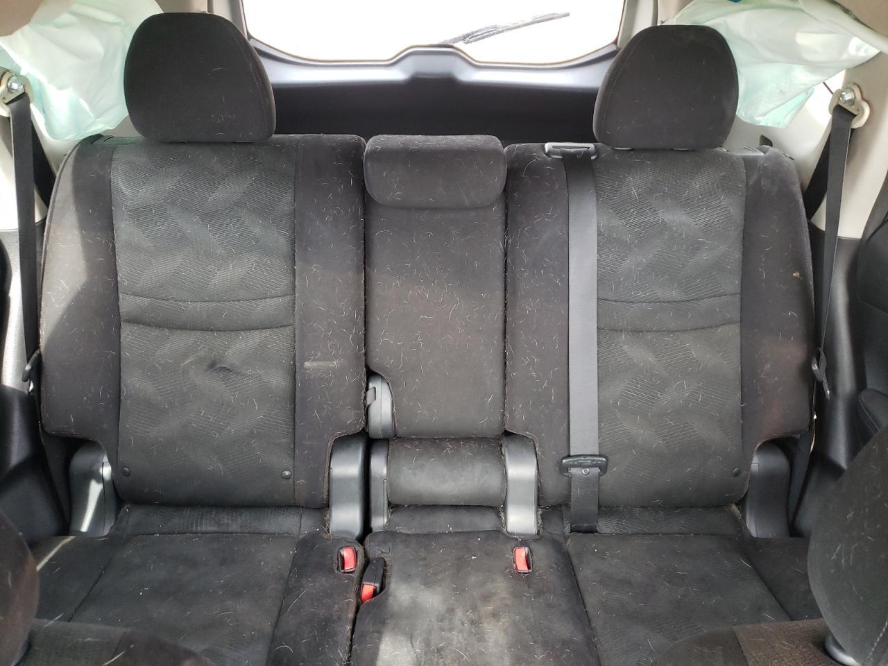 2015 NISSAN ROGUE