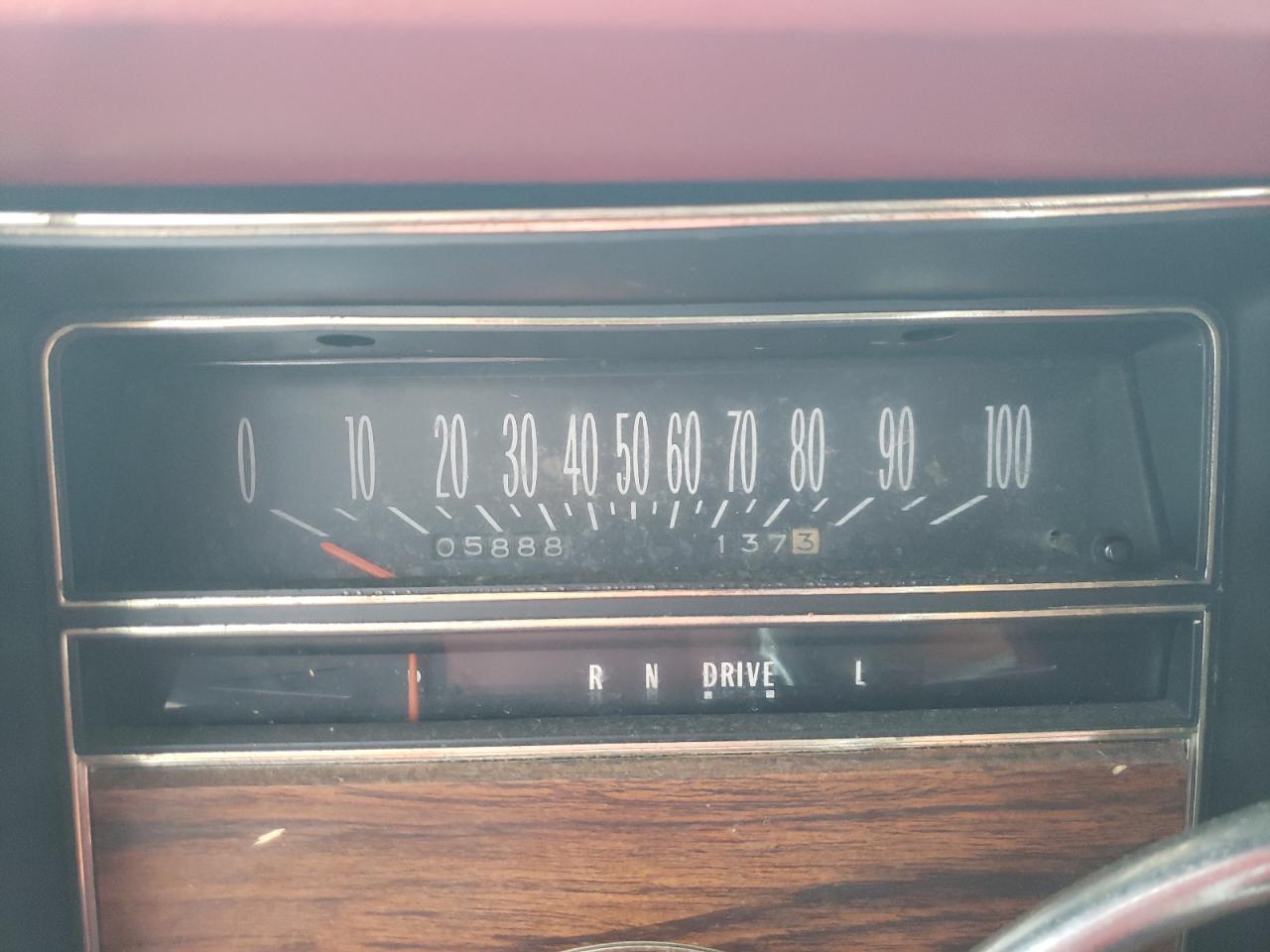 1976 CADILLAC Deville