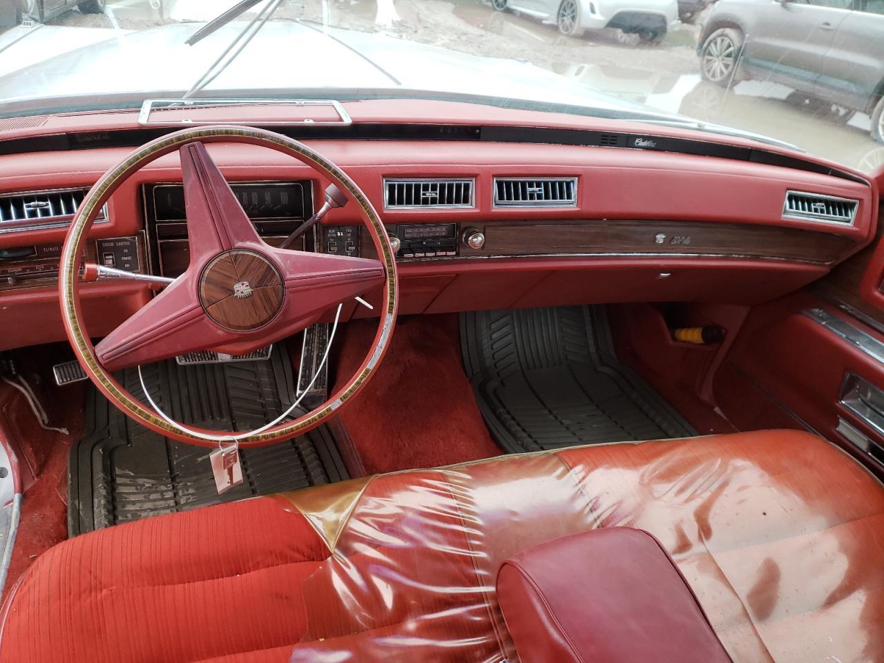 1976 CADILLAC Deville