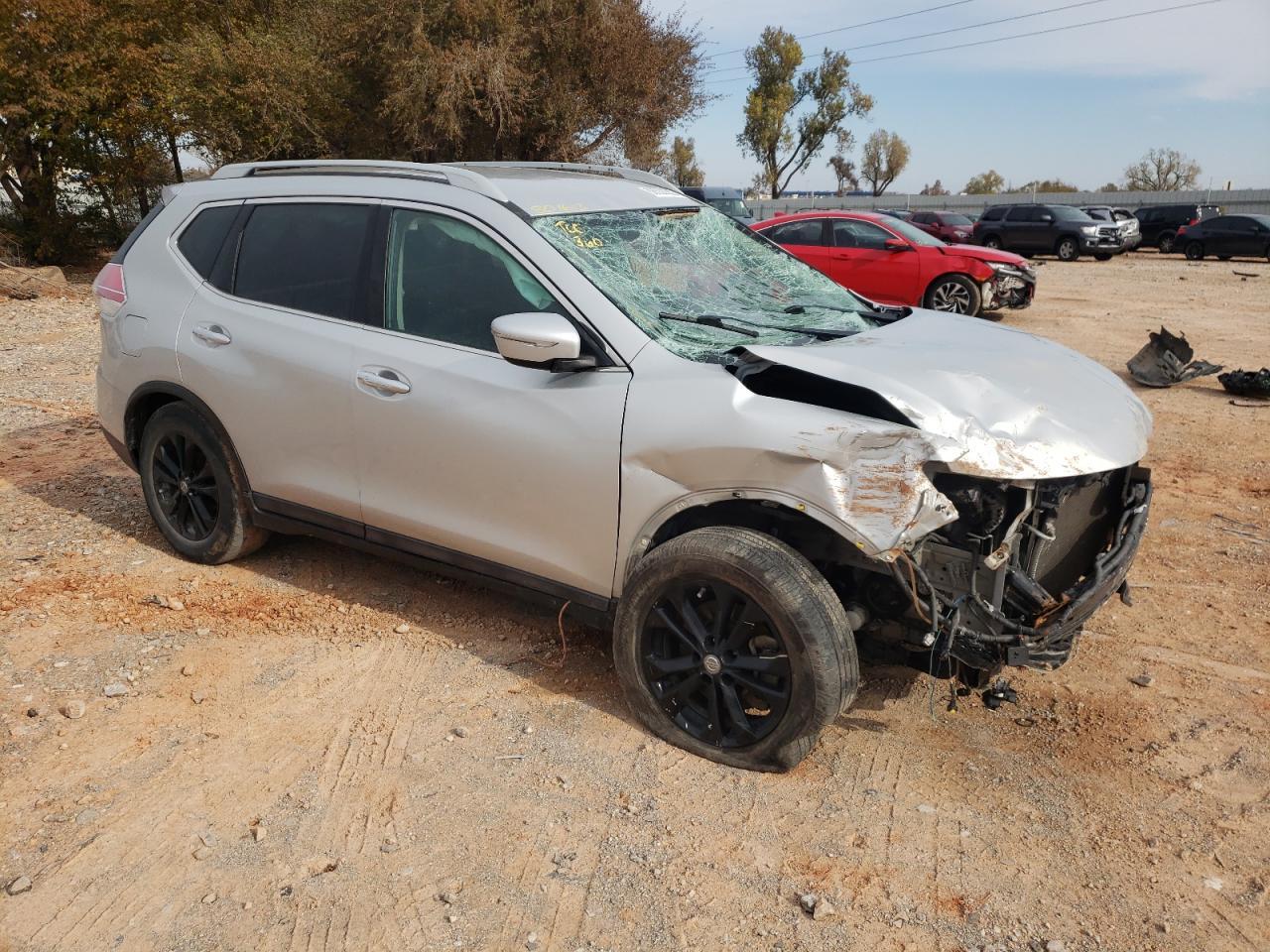 2015 NISSAN ROGUE