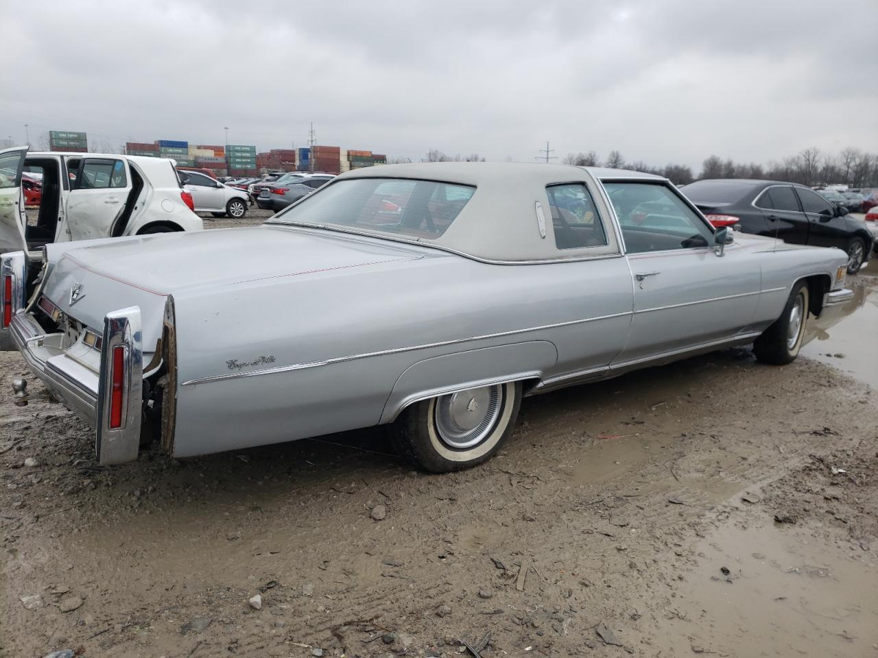 1976 CADILLAC Deville