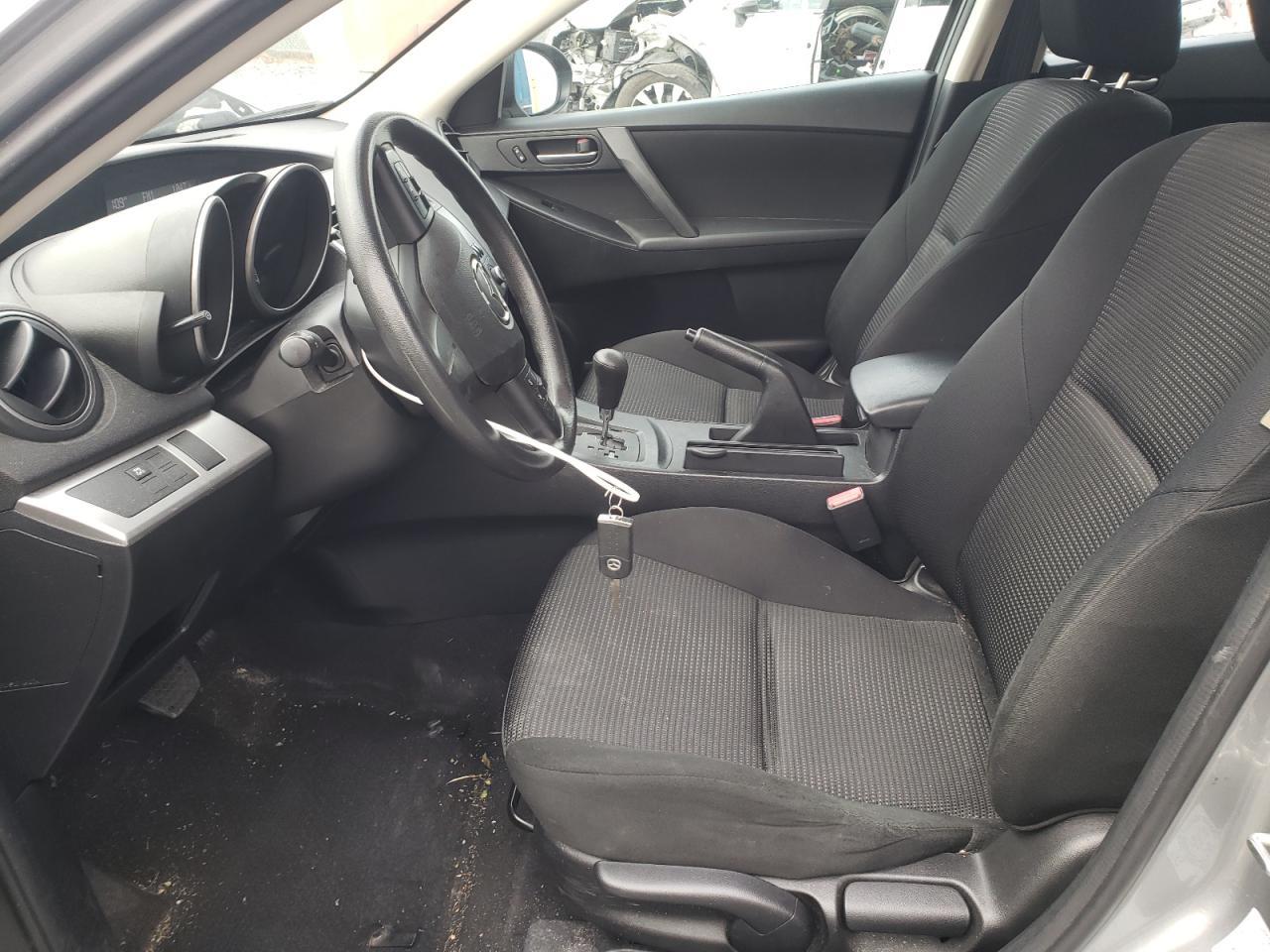 2013 MAZDA 3