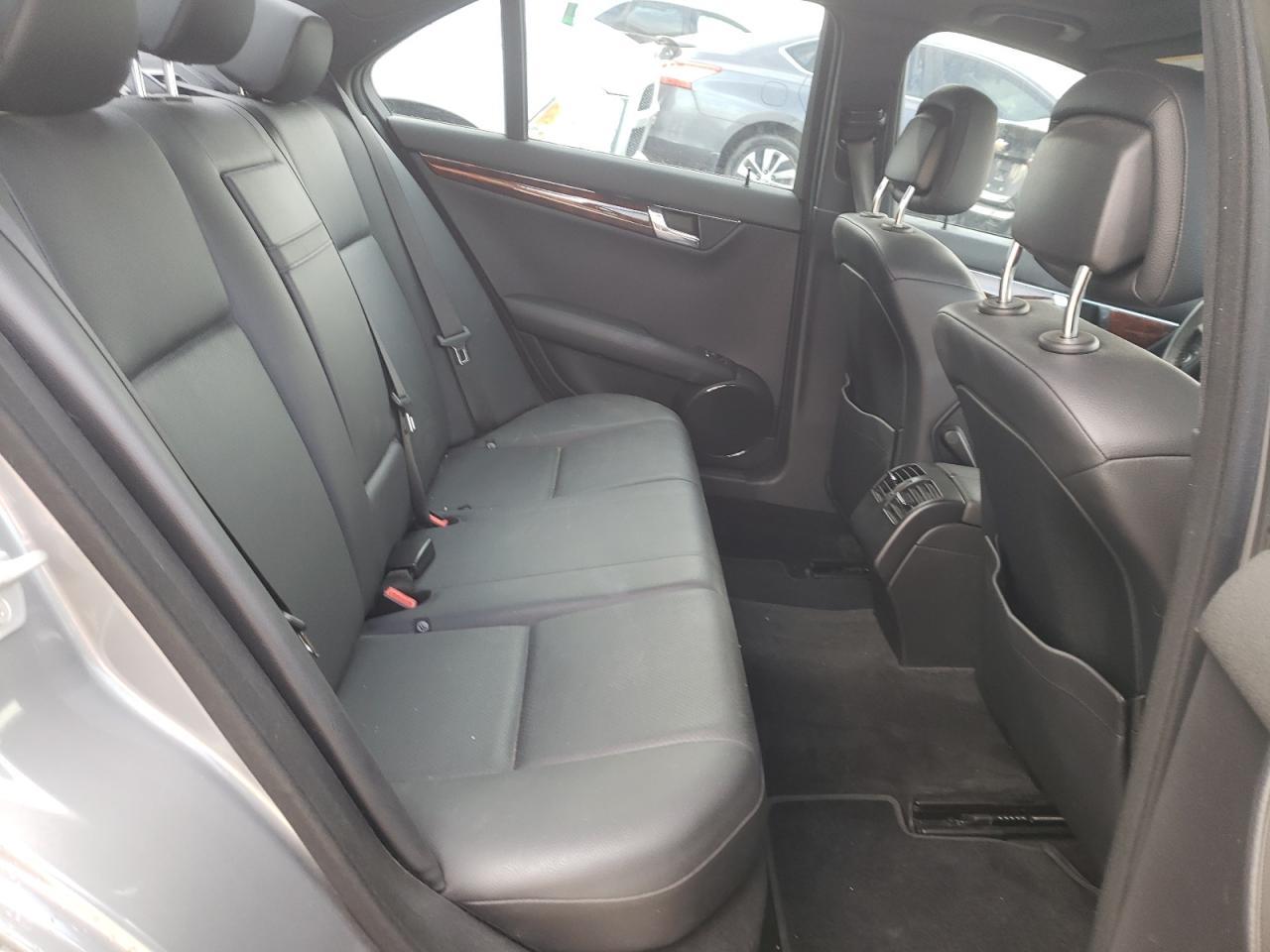 2010 MERCEDES-BENZ C-CLASS