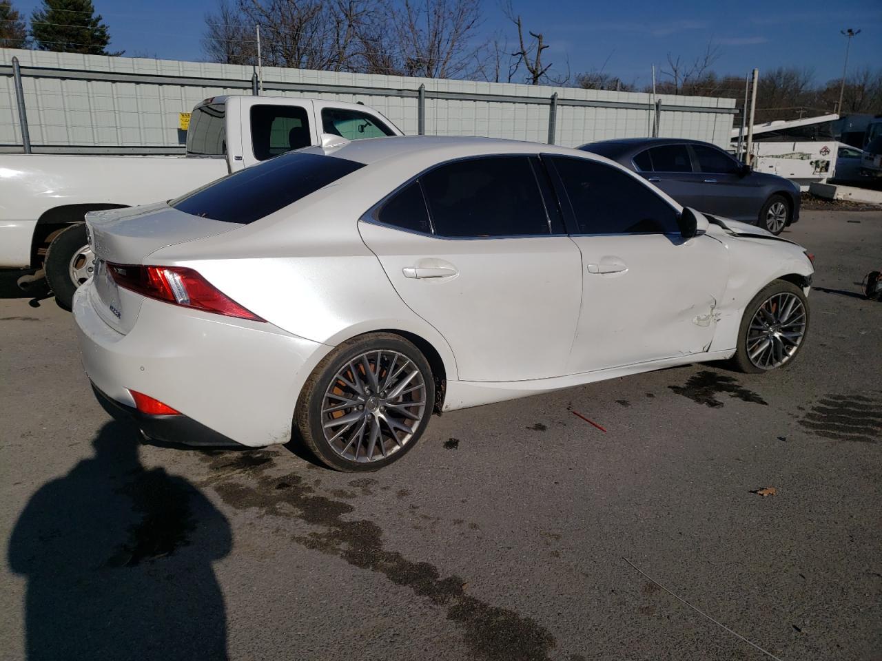 2016 LEXUS IS 200t