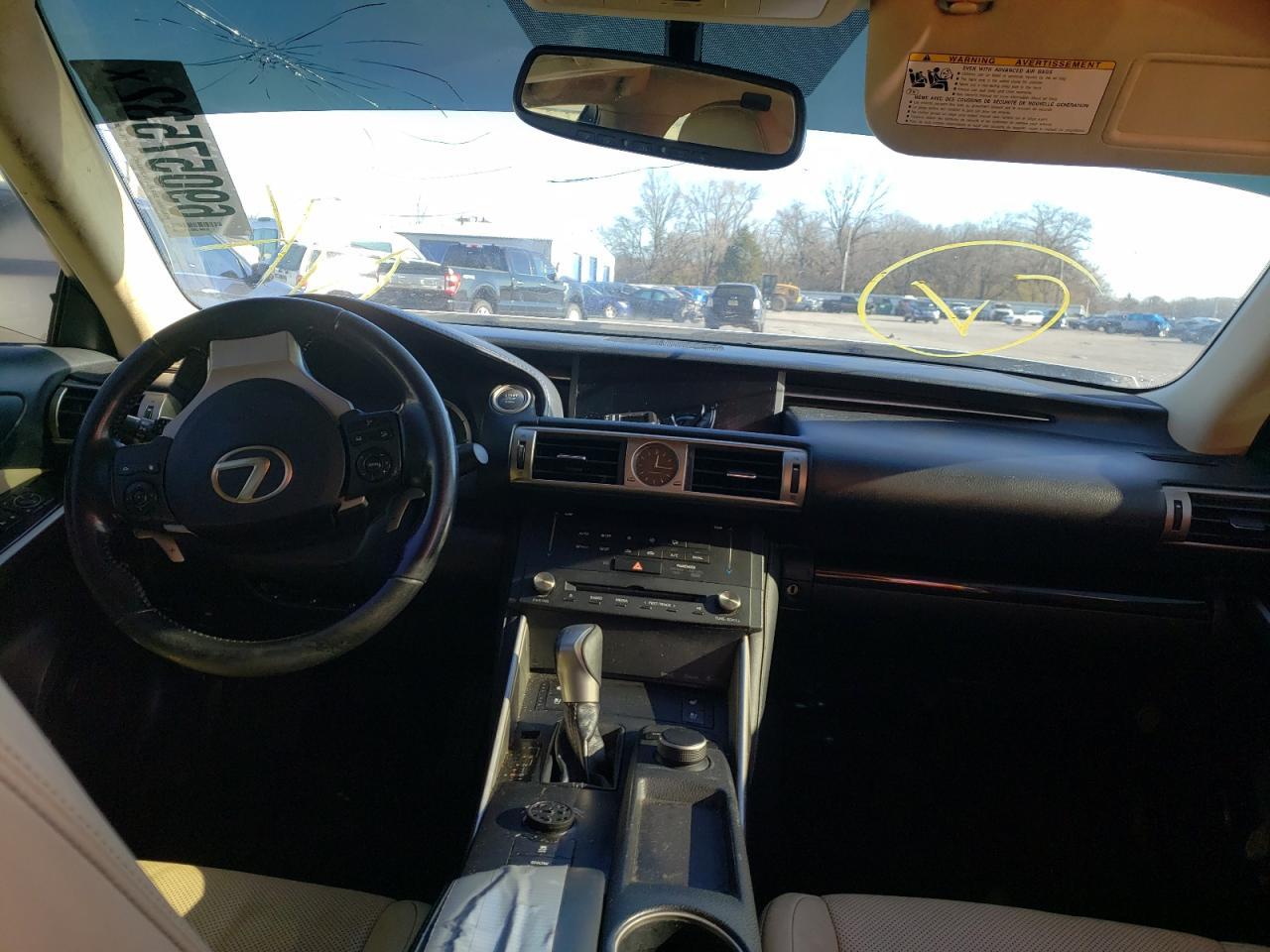 2016 LEXUS IS 200t