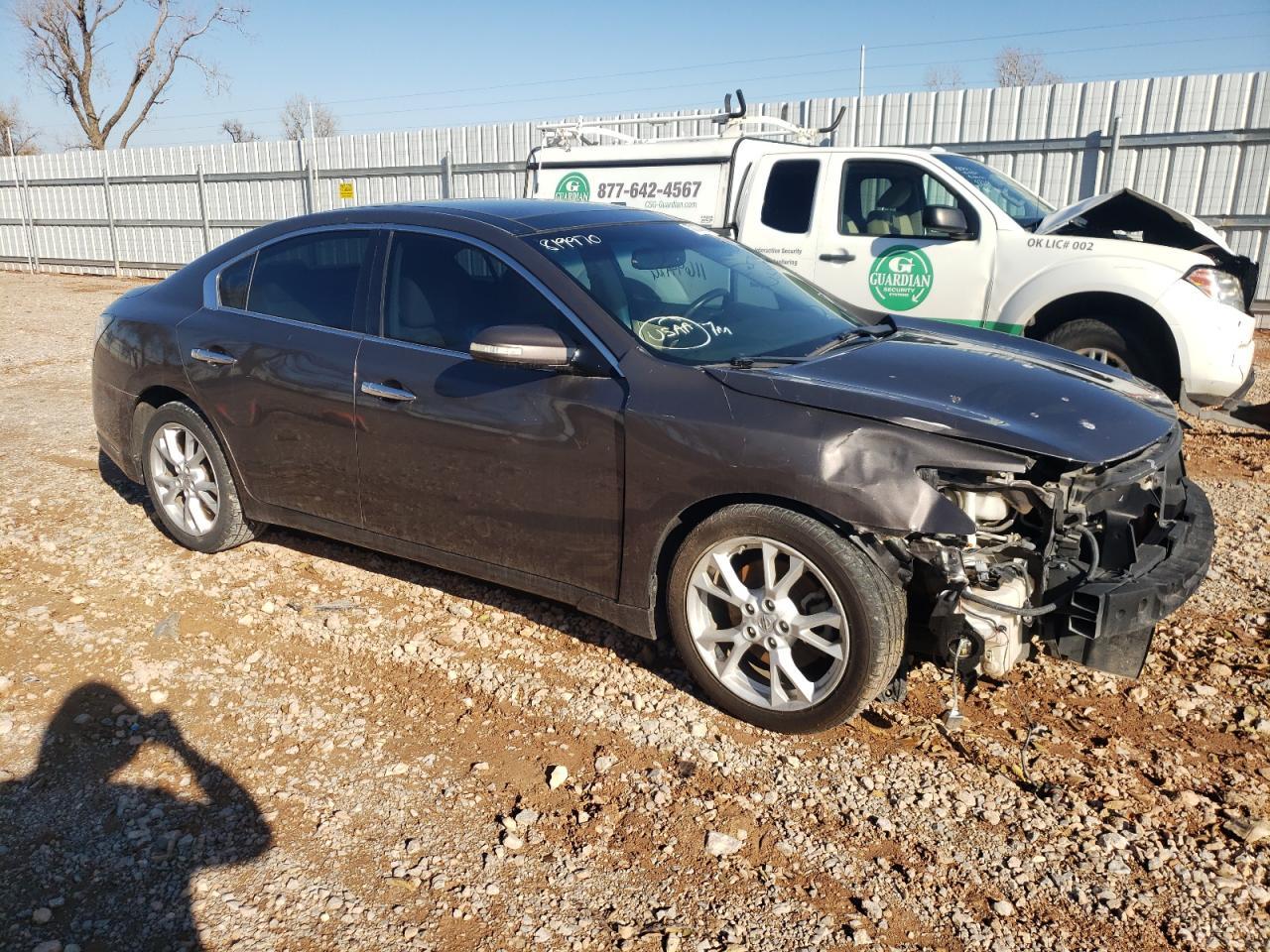 2013 NISSAN Maxima