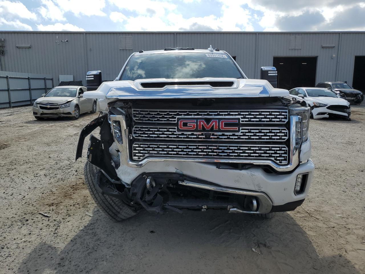 2020 GMC Sierra