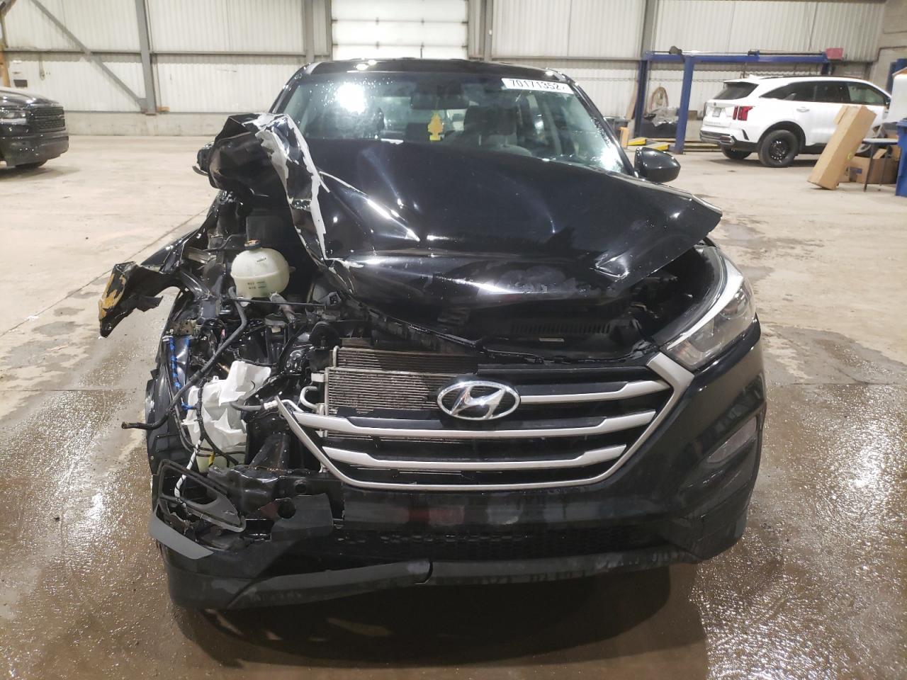 2017 HYUNDAI TUCSON