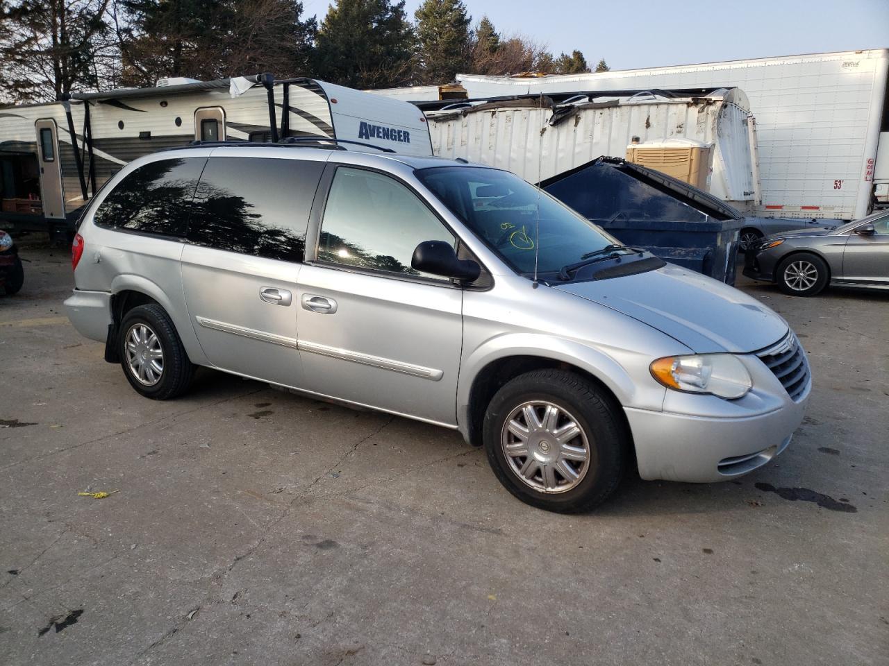 2007 CHRYSLER Minivan